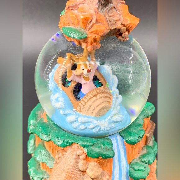 Disney Parks Splash Mountain Mini Snow Globe 3.5” tall Brer Rabbit Glitter. - Picture 5 of 12